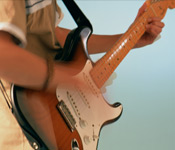 Học Guitar điện