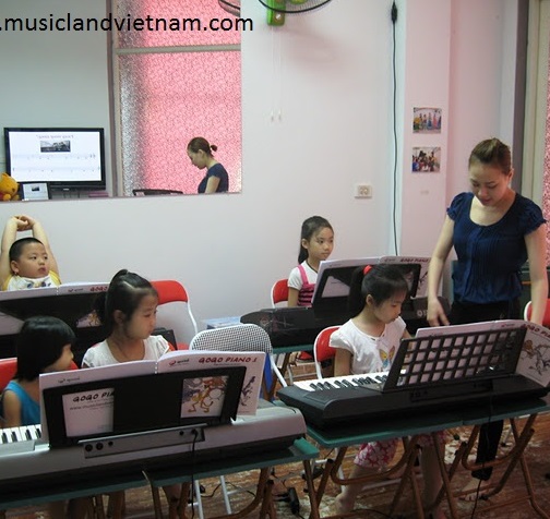 Lớp học Piano, Organ nhóm